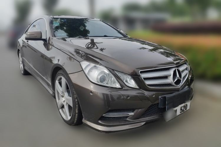 Used Mercedes-Benz E-Class 2012 E 200 CGI Coupe Front Right 45 Deg