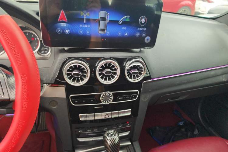 Used Mercedes-Benz E-Class 2012 E 260 CGI Coupe Audio And AC Panel