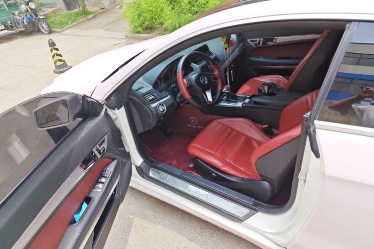 Used Mercedes-Benz E-Class 2012 E 260 CGI Coupe Driver Seat