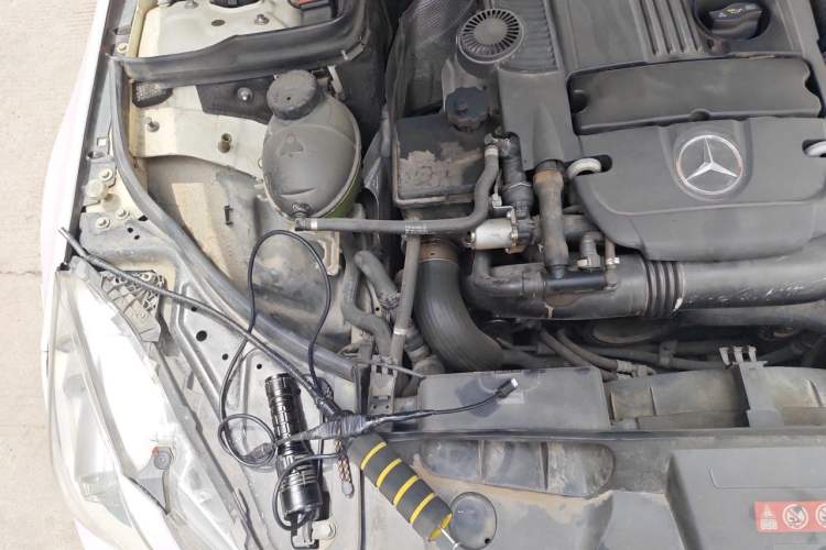 Used Mercedes-Benz E-Class 2012 E 260 CGI Coupe Engine Bay Right