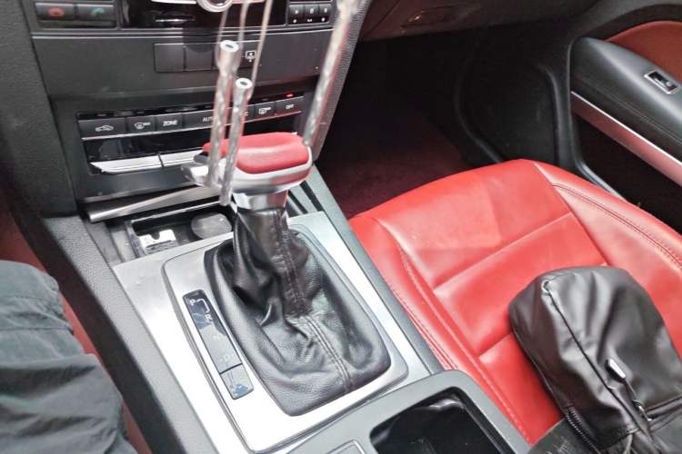 Used Mercedes-Benz E-Class 2012 E 260 CGI Coupe Gear Lever