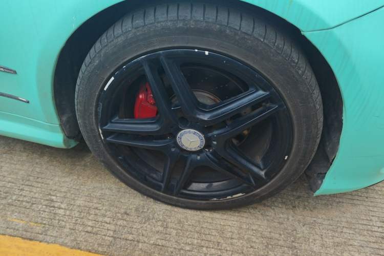 Used Mercedes-Benz E-Class 2012 E 260 CGI Coupe Right Front Wheel Hub