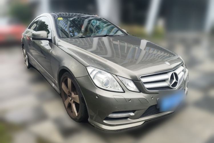 Used Mercedes-Benz E-Class 2012 E 200 CGI Coupe Front Right 45 Deg