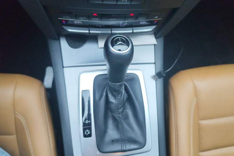 Used Mercedes-Benz E-Class 2012 E 200 CGI Coupe Gear Lever