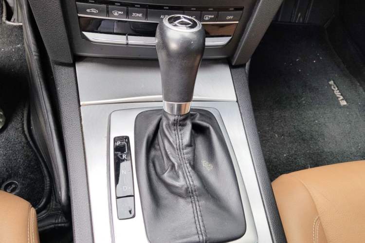Used Mercedes-Benz E-Class 2012 E 260 CGI Coupe Gear Lever