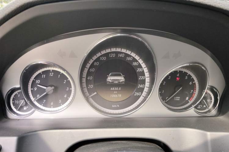 Used Mercedes-Benz E-Class 2012 E 260 CGI Coupe Instrument Cluster