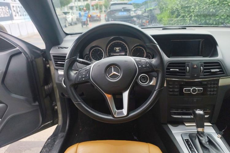 Used Mercedes-Benz E-Class 2012 E 200 CGI Coupe Steering Wheel