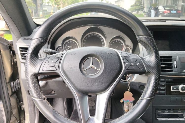 Used Mercedes-Benz E-Class 2012 E 260 CGI Coupe Steering Wheel