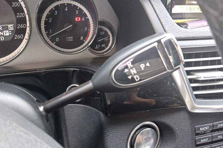 Used Mercedes-Benz E-Class 2012 E 300 L Fashion Model Gear Lever