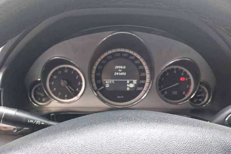 Used Mercedes-Benz E-Class 2012 E 300 L Fashion Model Instrument Cluster