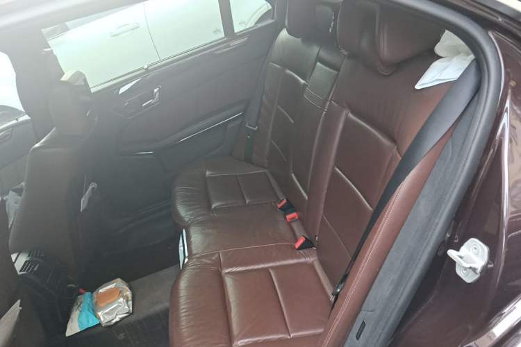 Used Mercedes-Benz E-Class 2012 E 300 L Fashion Model Left Rear Seat