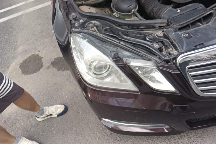 Used Mercedes-Benz E-Class 2012 E 300 L Fashion Model Right Front Headlight