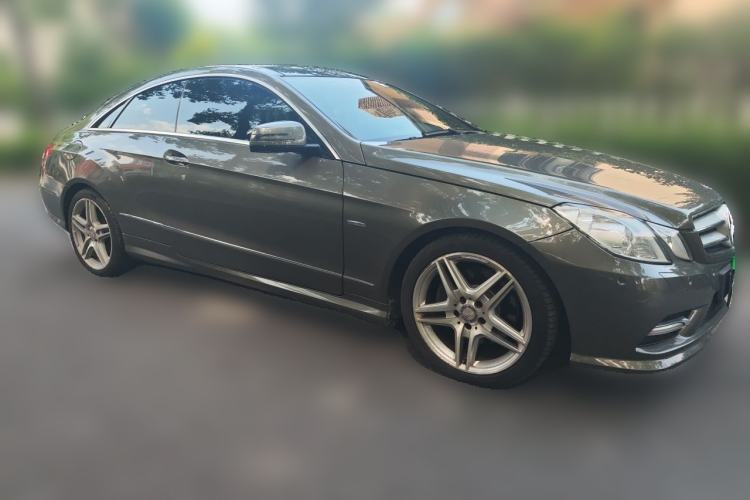 Used Mercedes-Benz E-Class 2012 E 260 CGI Coupe Front Right 45 Deg