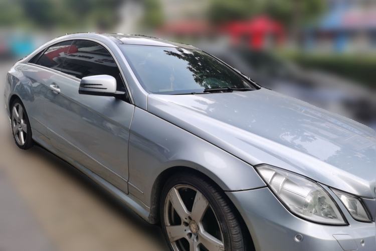 Used Mercedes-Benz E-Class 2012 E 200 CGI Coupe Front Right 45 Deg