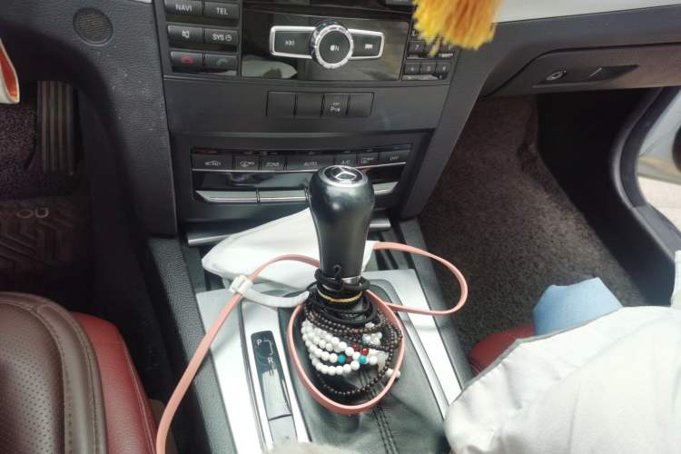 Used Mercedes-Benz E-Class 2012 E 200 CGI Coupe Gear Lever