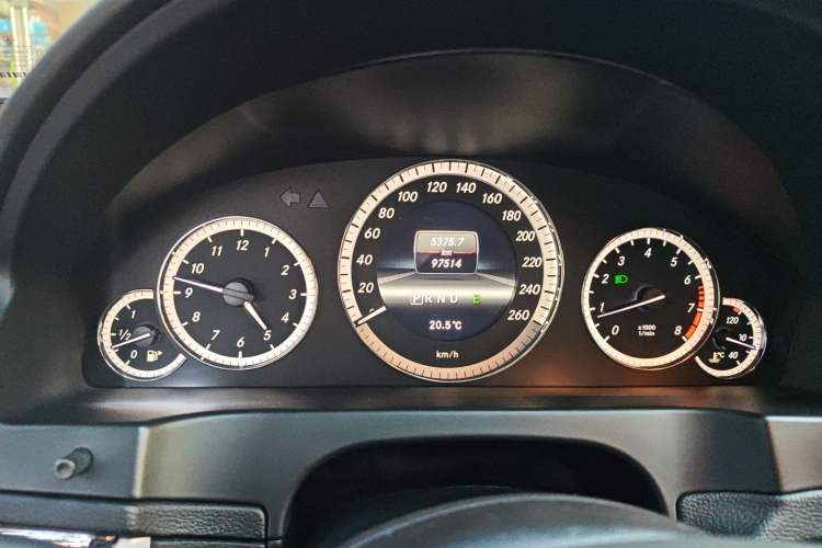 Used Mercedes-Benz E-Class 2012 E 200 CGI Coupe Instrument Cluster