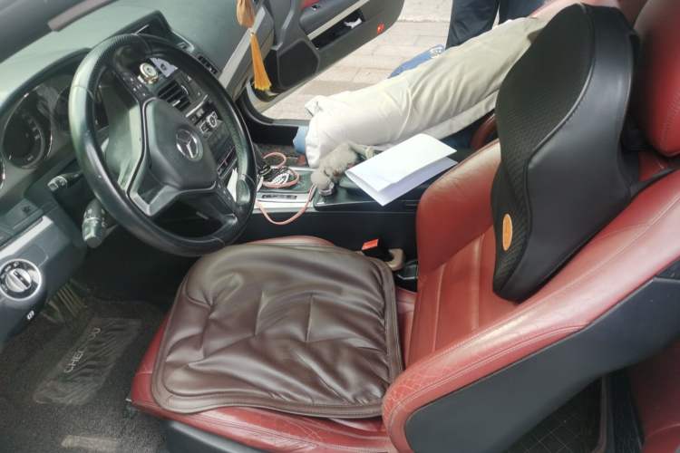 Used Mercedes-Benz E-Class 2012 E 200 CGI Coupe Left Front Seat