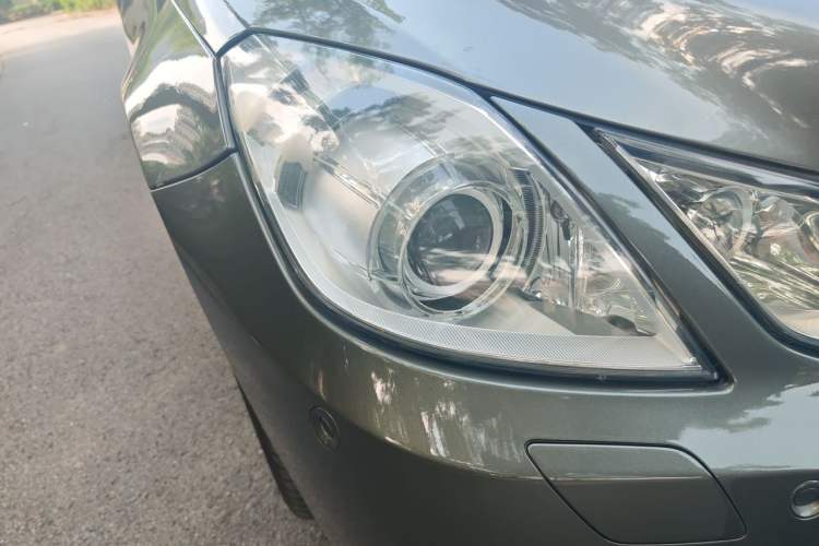 Used Mercedes-Benz E-Class 2012 E 260 CGI Coupe Right Front Headlight