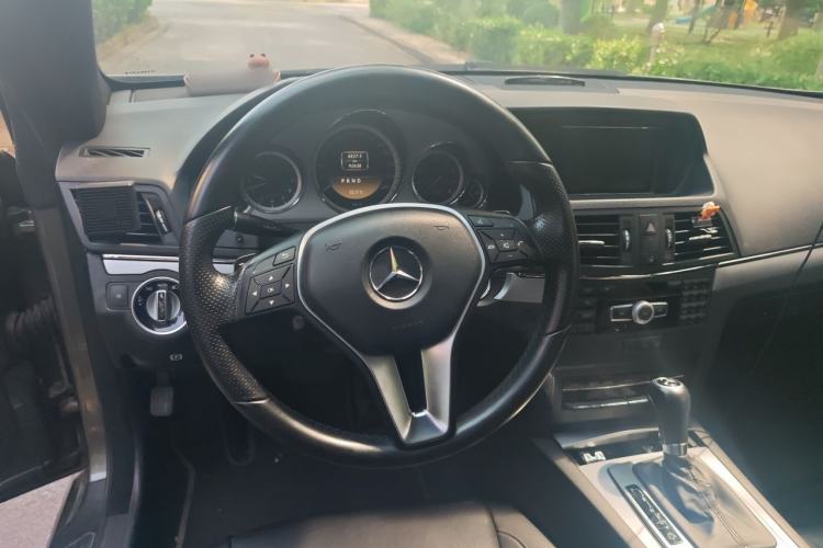 Used Mercedes-Benz E-Class 2012 E 260 CGI Coupe Steering Wheel