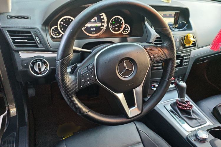 Used Mercedes-Benz E-Class 2012 E 200 CGI Coupe Steering Wheel