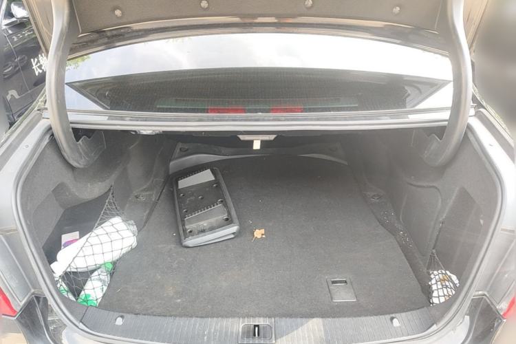 Used Mercedes-Benz E-Class 2012 E 260 L CGI Fashion Model Trunk