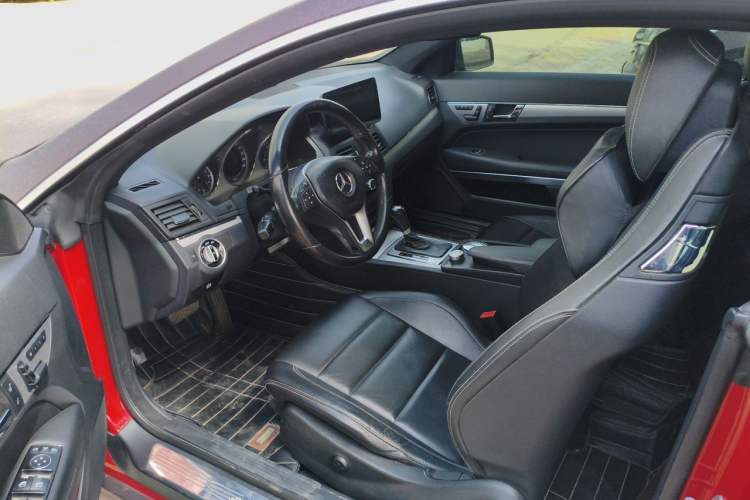 Used Mercedes-Benz E-Class 2012 E 200 CGI Coupe Driver Seat