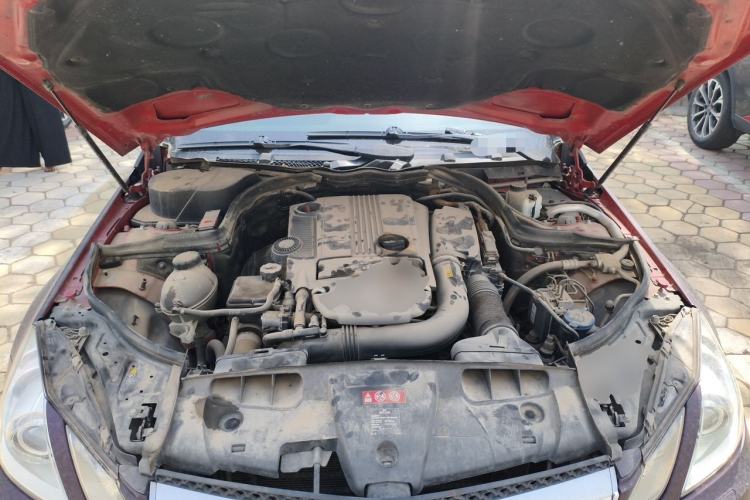 Used Mercedes-Benz E-Class 2012 E 200 CGI Coupe Engine Bay