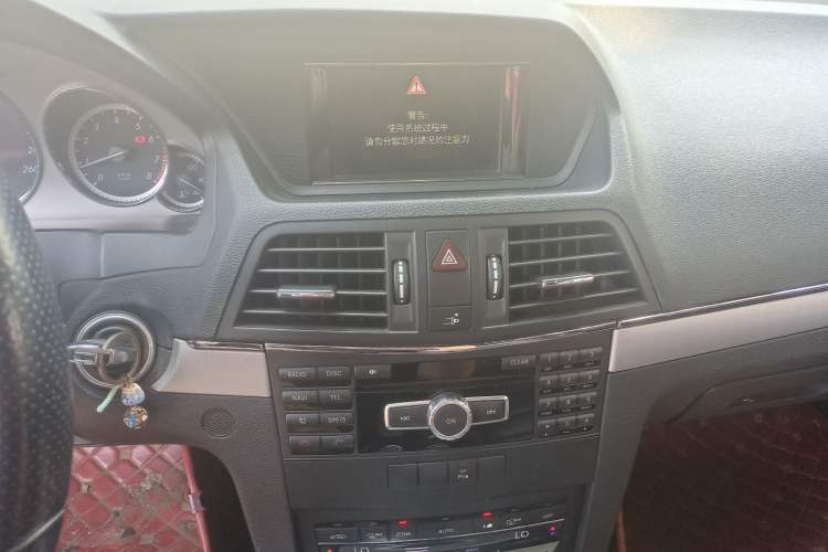 Used Mercedes-Benz E-Class 2012 E 200 CGI Coupe Audio And AC Panel