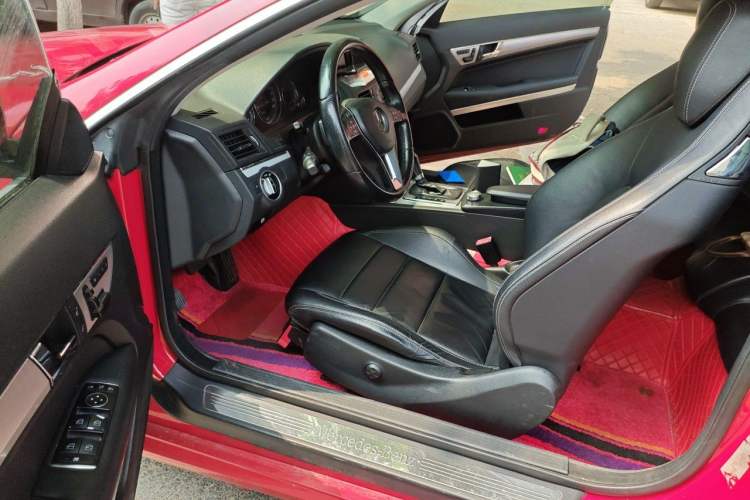 Used Mercedes-Benz E-Class 2012 E 200 CGI Coupe Driver Seat