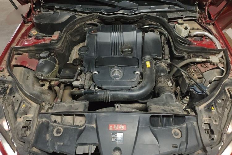 Used Mercedes-Benz E-Class 2012 E 260 CGI Coupe Engine Bay