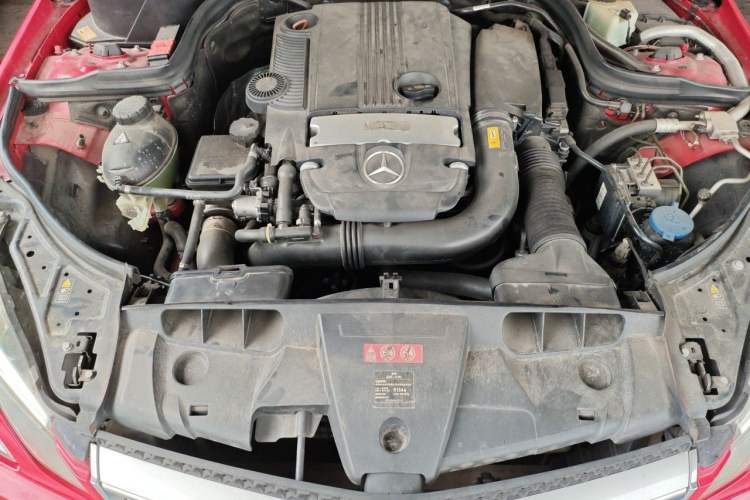 Used Mercedes-Benz E-Class 2012 E 200 CGI Coupe Engine Bay