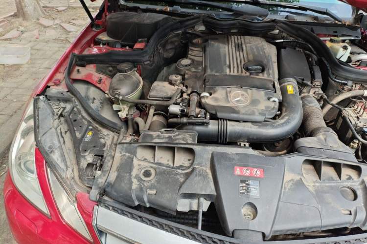 Used Mercedes-Benz E-Class 2012 E 200 CGI Coupe Engine Bay Right