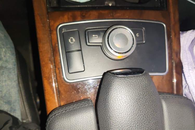 Used Mercedes-Benz E-Class 2012 E 300 L Elegant Model Gear Lever
