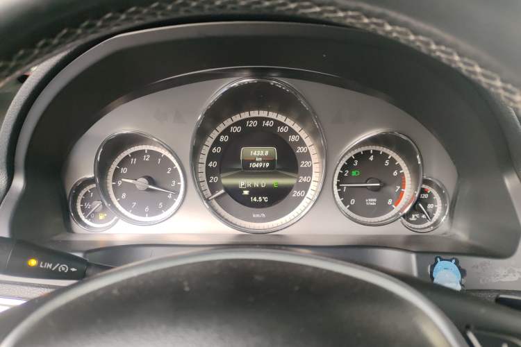 Used Mercedes-Benz E-Class 2012 E 260 CGI Coupe Instrument Cluster