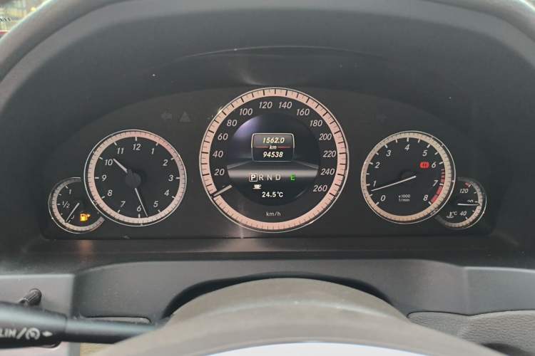 Used Mercedes-Benz E-Class 2012 E 200 CGI Coupe Instrument Cluster