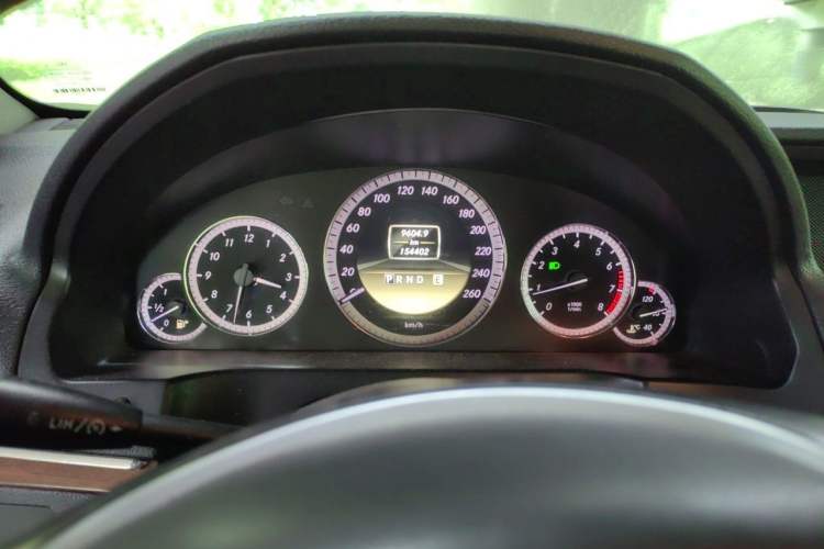 Used Mercedes-Benz E-Class 2012 E 260 CGI Convertible Instrument Cluster