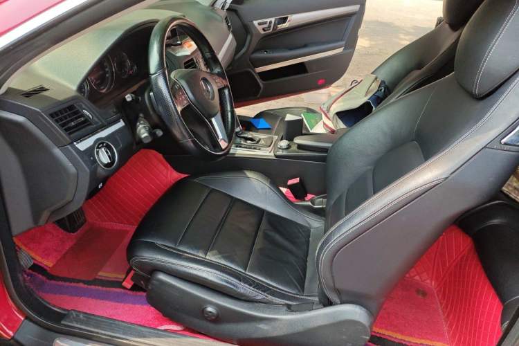Used Mercedes-Benz E-Class 2012 E 200 CGI Coupe Left Front Seat