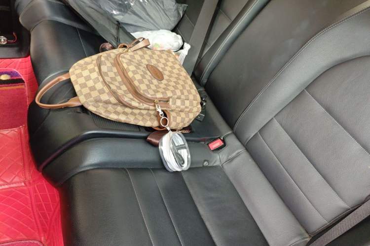 Used Mercedes-Benz E-Class 2012 E 200 CGI Coupe Left Rear Seat