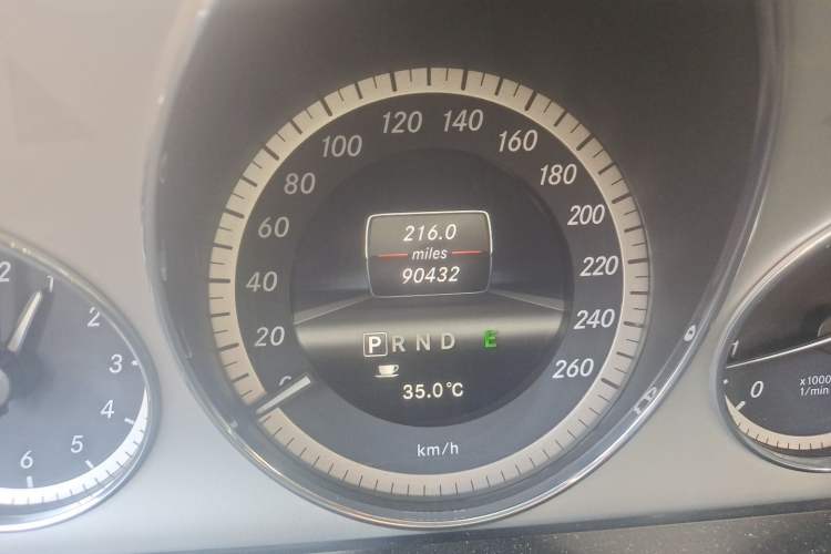 Used Mercedes-Benz E-Class 2012 E 200 CGI Coupe Odometer Close Up