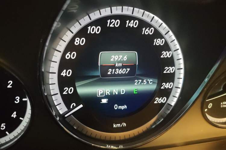 Used Mercedes-Benz E-Class 2012 E 260 CGI Coupe Odometer Close Up