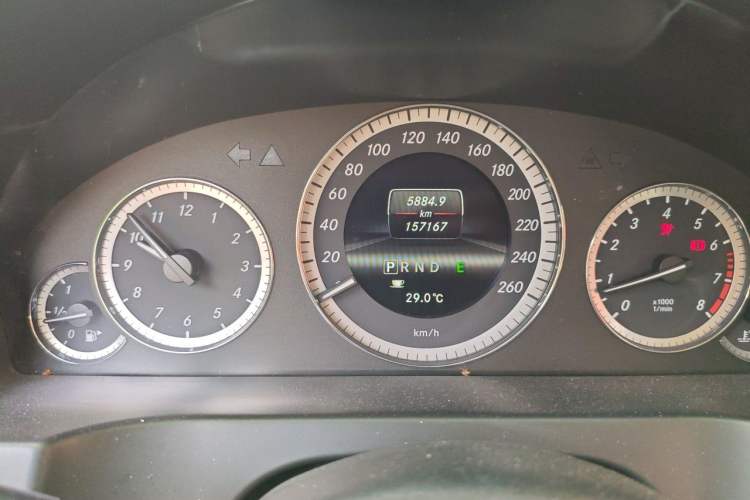Used Mercedes-Benz E-Class 2012 E 200 CGI Coupe Odometer Close Up