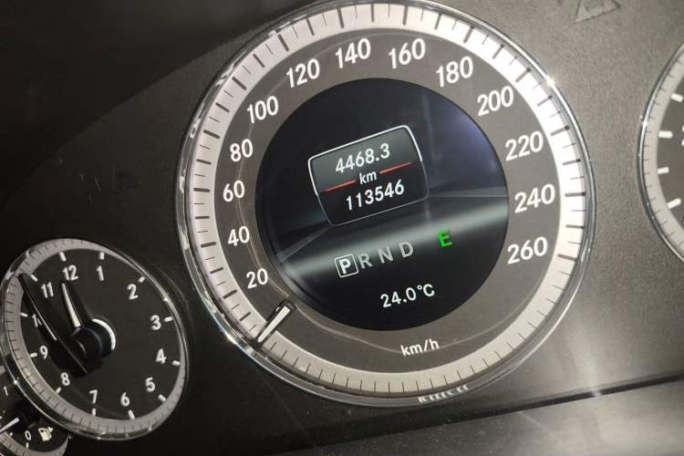 Used Mercedes-Benz E-Class 2012 E 200 CGI Coupe Odometer Close Up