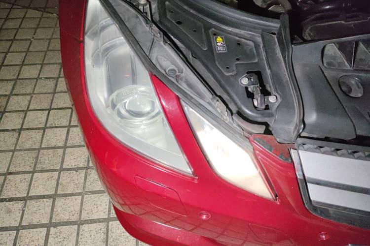 Used Mercedes-Benz E-Class 2012 E 200 CGI Coupe Right Front Headlight