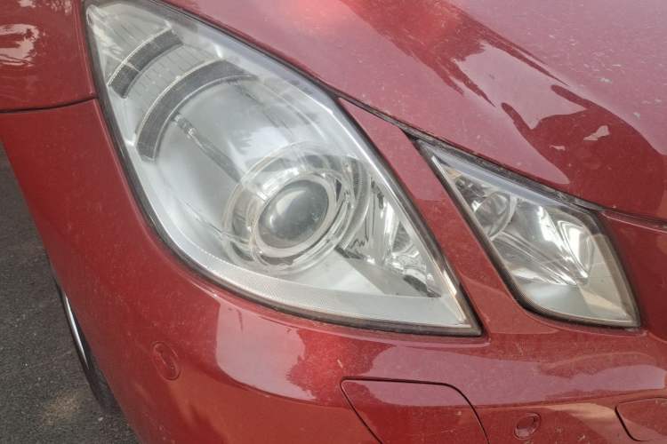 Used Mercedes-Benz E-Class 2012 E 200 CGI Coupe Right Front Headlight