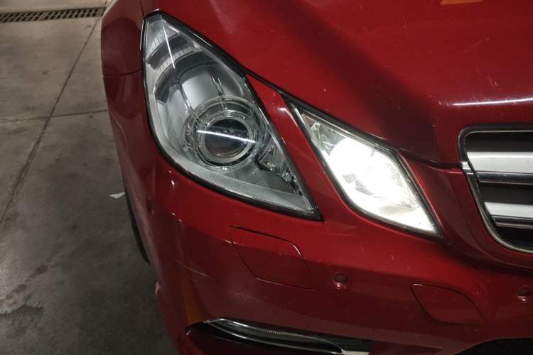 Used Mercedes-Benz E-Class 2012 E 260 CGI Coupe Right Front Headlight