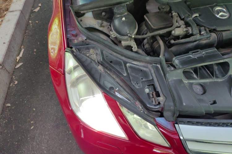 Used Mercedes-Benz E-Class 2012 E 260 CGI Convertible Right Front Headlight