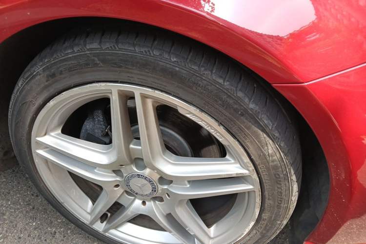 Used Mercedes-Benz E-Class 2012 E 260 CGI Coupe Right Front Wheel Hub