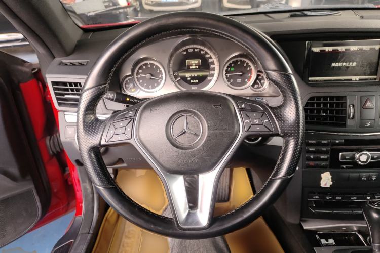 Used Mercedes-Benz E-Class 2012 E 260 CGI Coupe Steering Wheel
