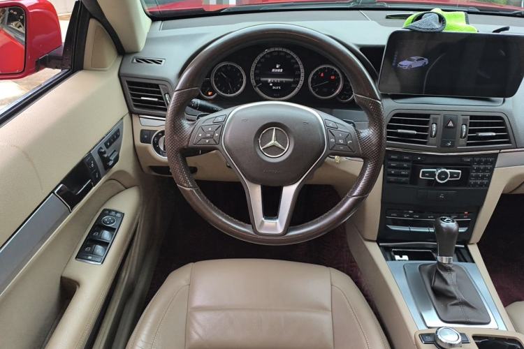 Used Mercedes-Benz E-Class 2012 E 200 CGI Coupe Steering Wheel