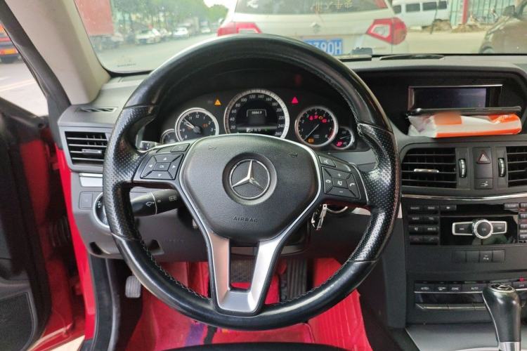 Used Mercedes-Benz E-Class 2012 E 200 CGI Coupe Steering Wheel